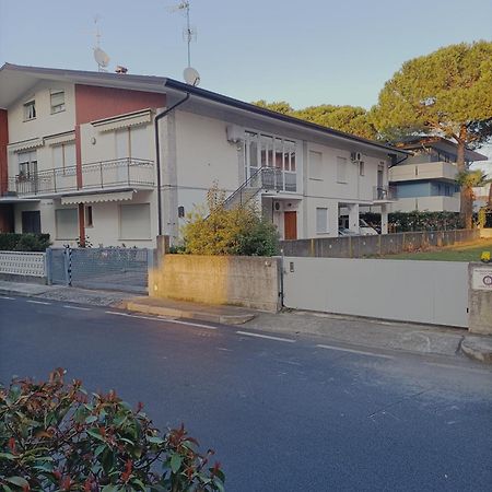 Bibione Villa Torino Via Della Bilancia 43 Екстер'єр фото